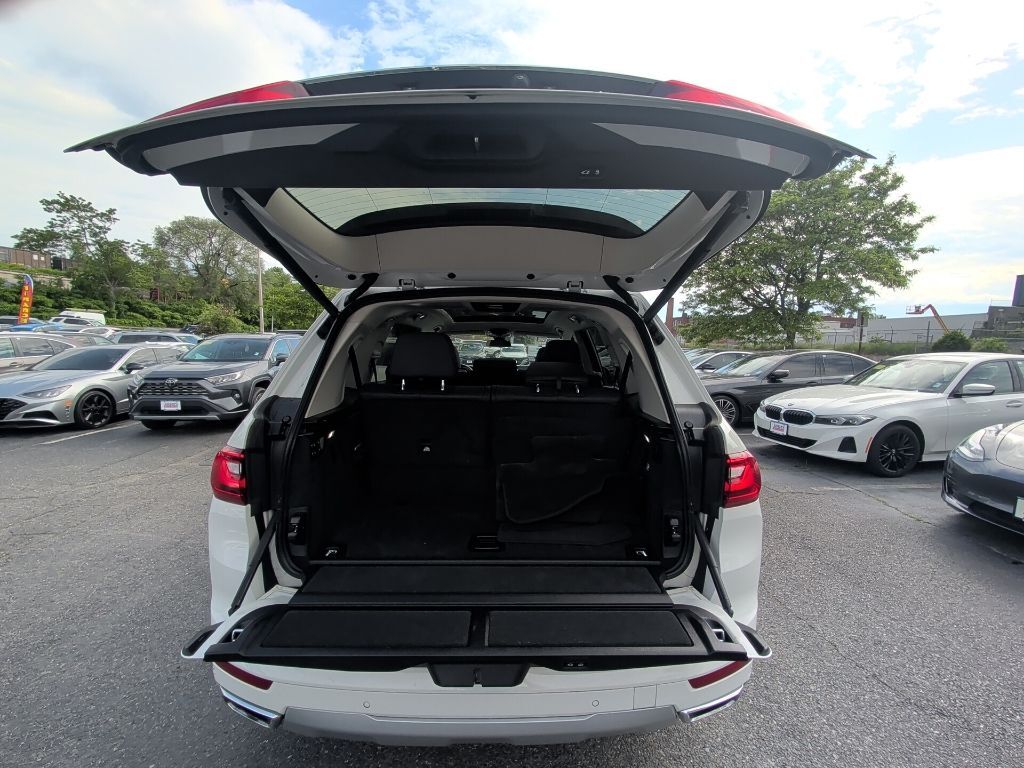 2021 BMW X7 xDrive40i Worcester MA