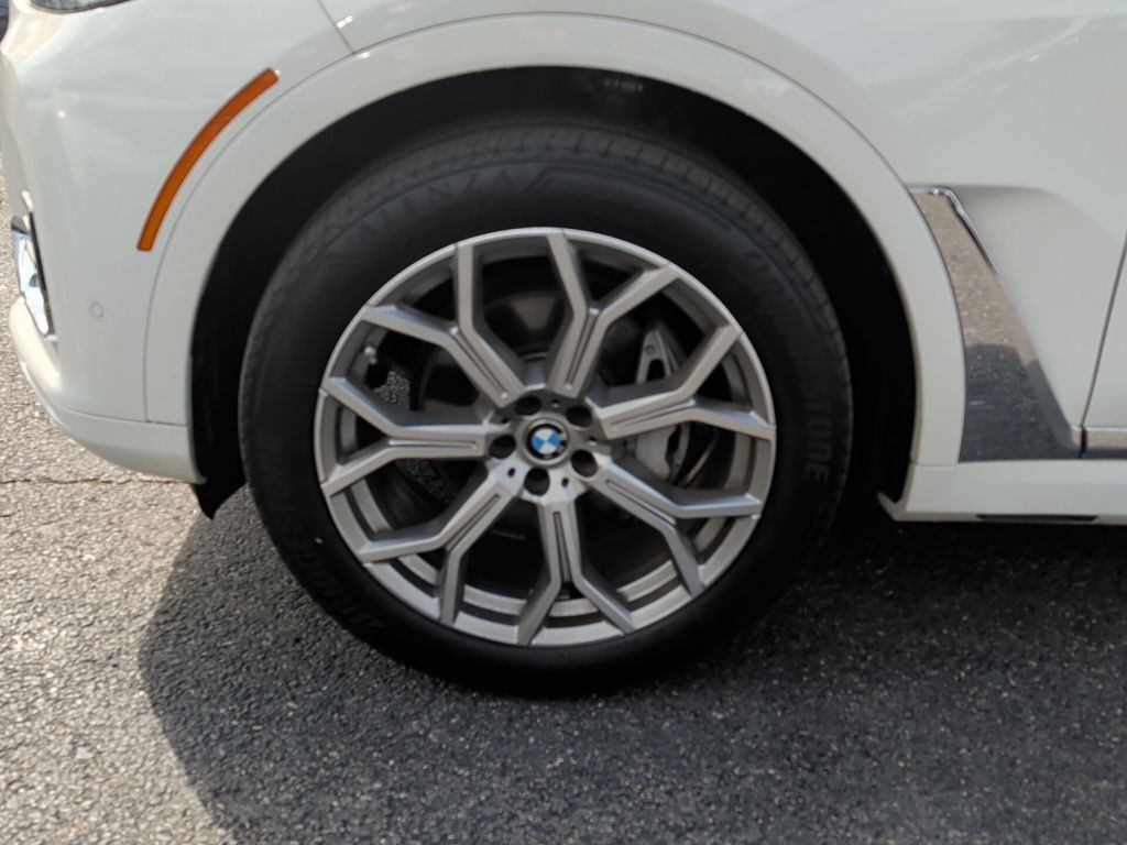 2021 BMW X7 xDrive40i Worcester MA