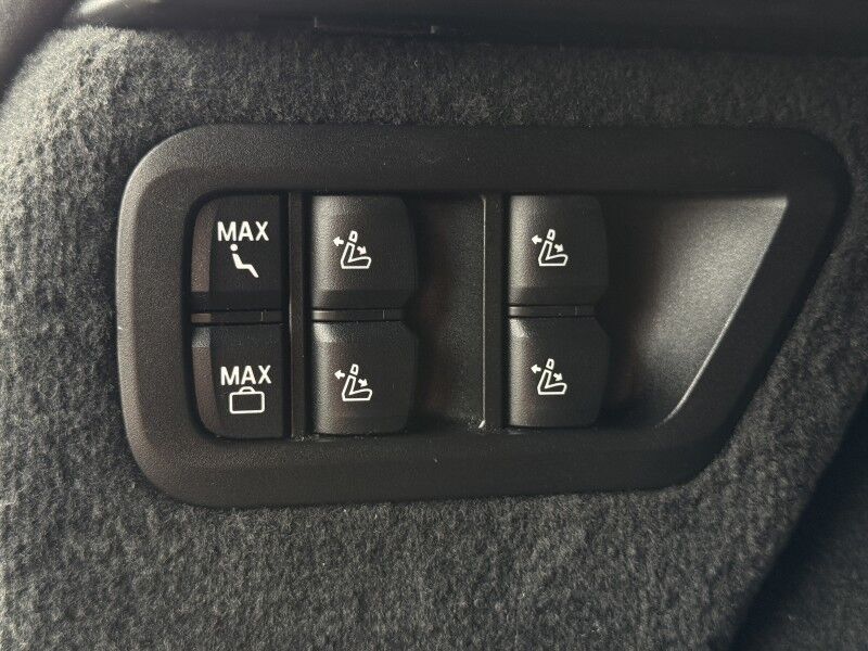 2021 BMW X7 xDrive40i w/ Sports Activity Package Arlington VA