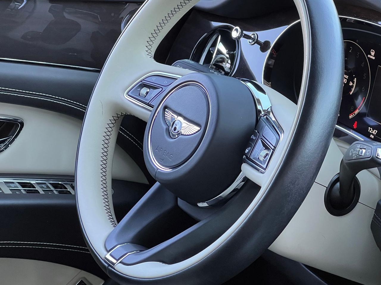 2021 Bentley Bentayga Hybrid Base Indianapolis IN