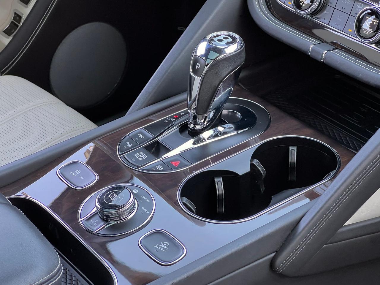 2021 Bentley Bentayga Hybrid Base Indianapolis IN