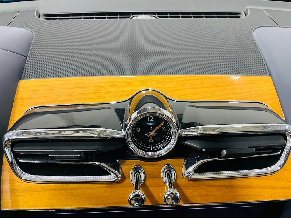 2021 Bentley Bentayga V8 Jersey City NJ