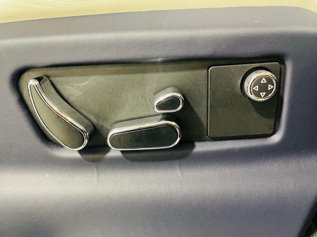 2021 Bentley Bentayga V8 Jersey City NJ
