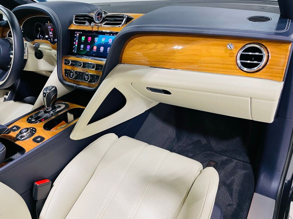 2021 Bentley Bentayga V8 Jersey City NJ
