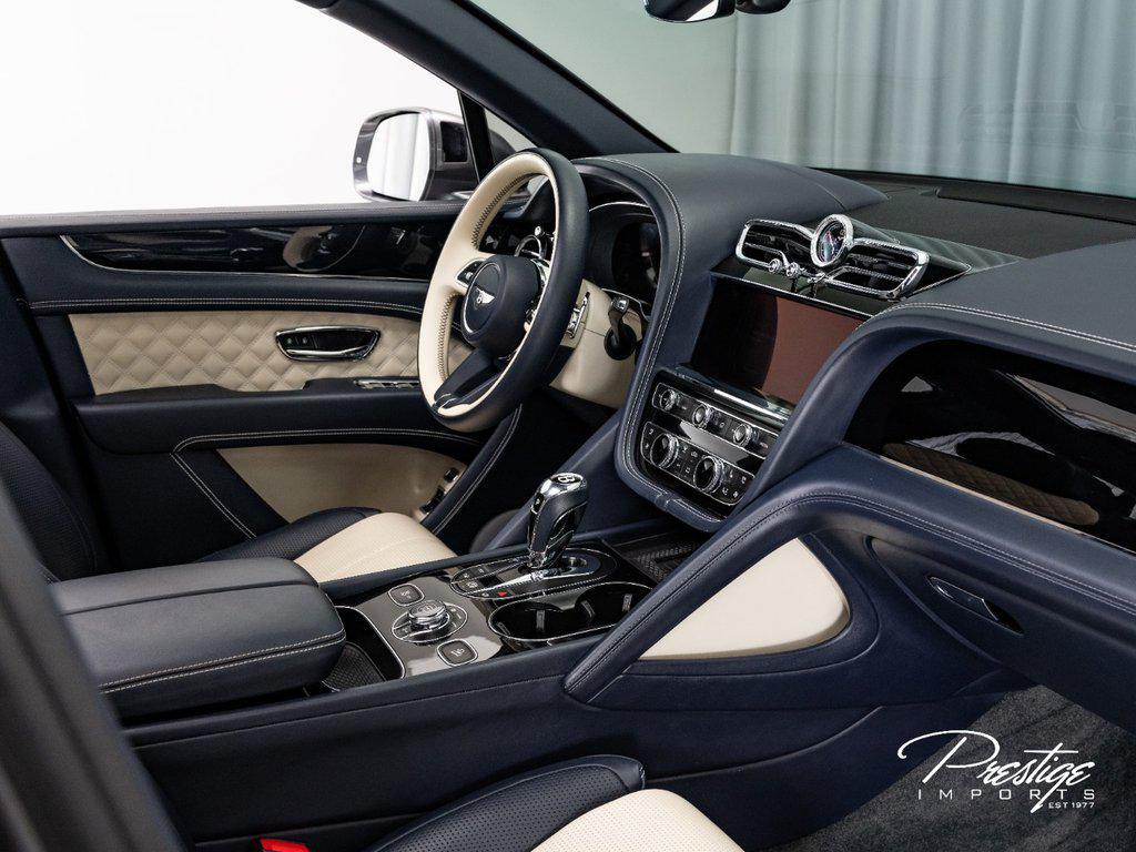 2021 Bentley Bentayga V8 North Miami Beach FL