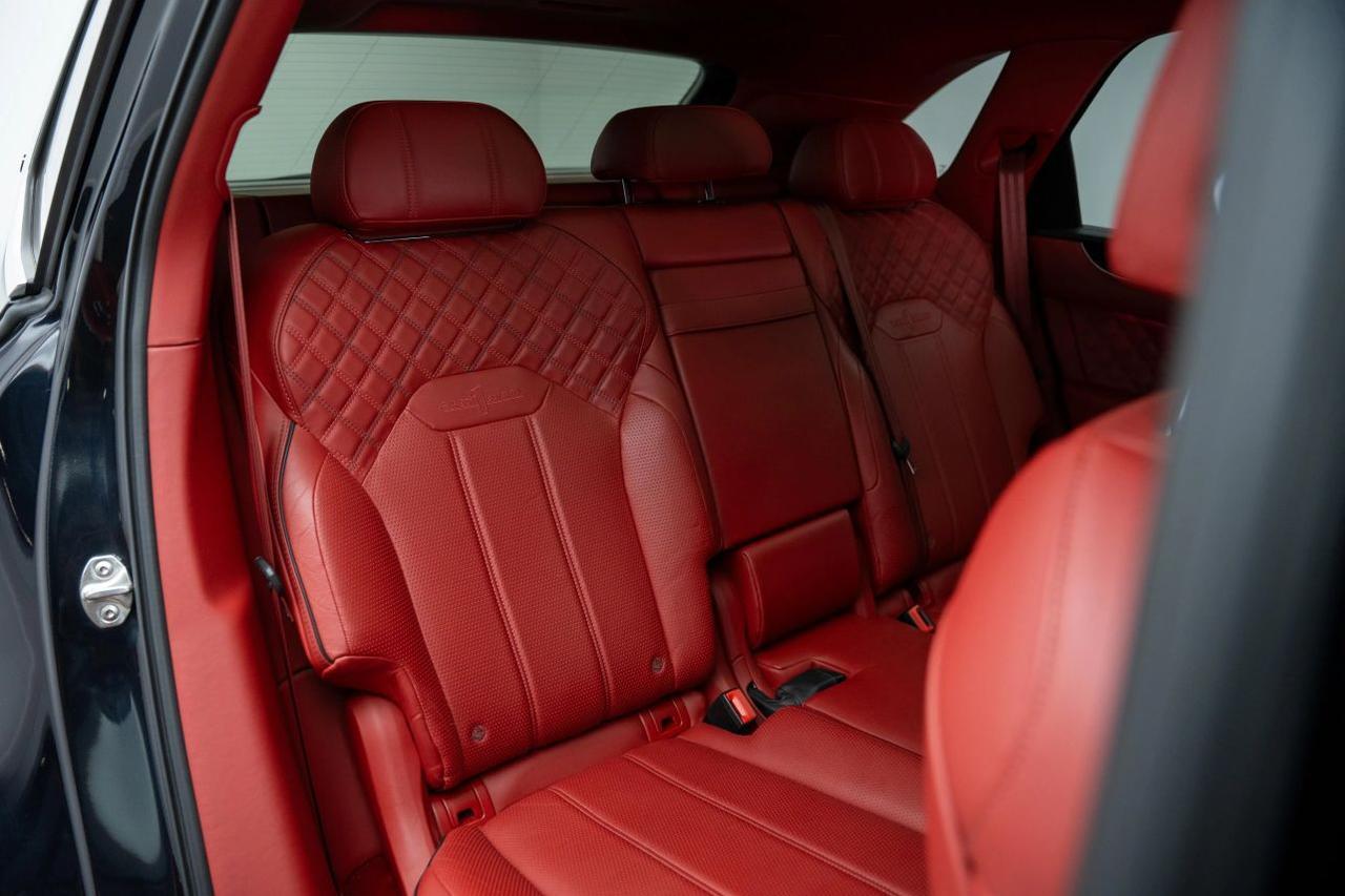 2021 Bentley Bentayga V8 Sport Utility 4D St. Louis MO