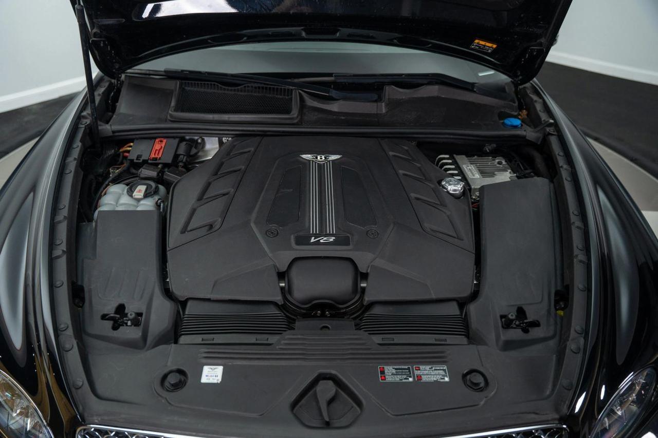 2021 Bentley Bentayga V8 Sport Utility 4D St. Louis MO