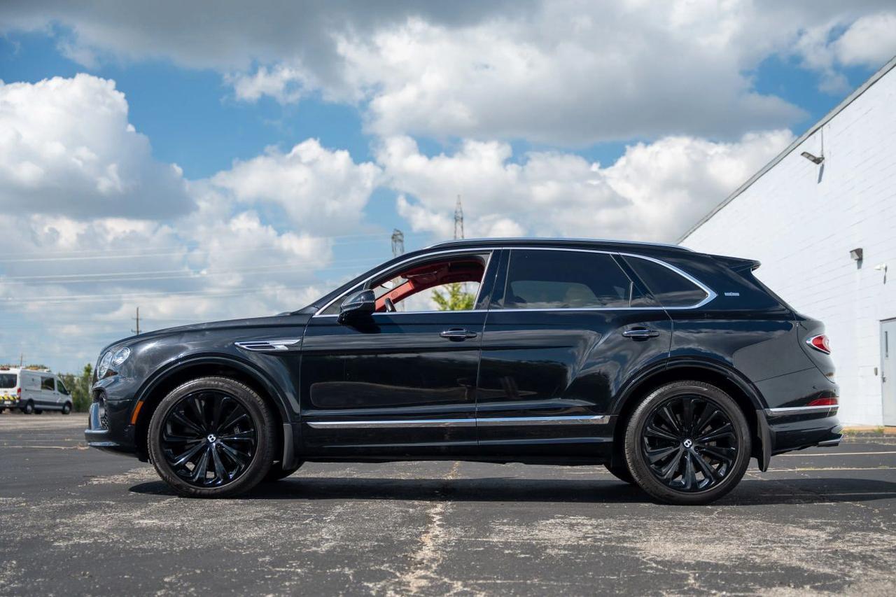 2021 Bentley Bentayga V8 Sport Utility 4D St. Louis MO