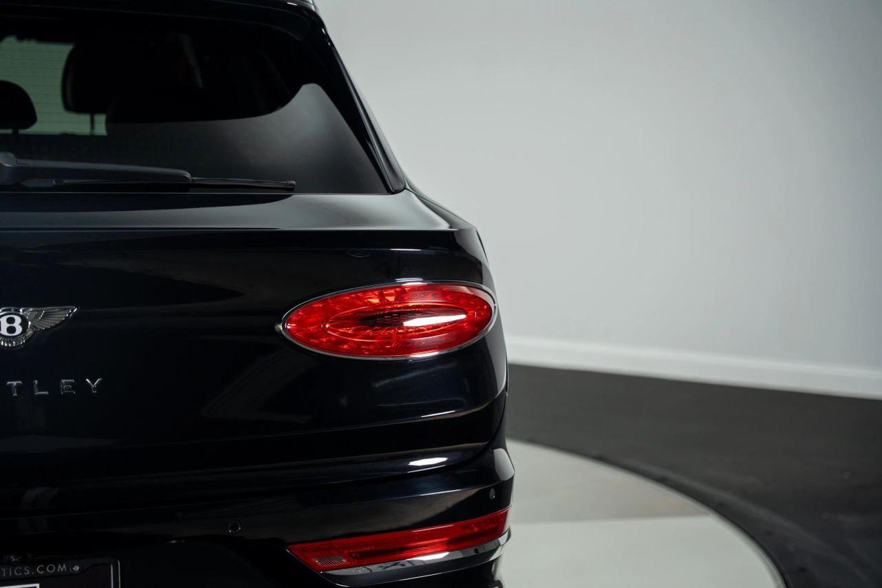 2021 Bentley Bentayga V8 Sport Utility 4D St. Louis MO