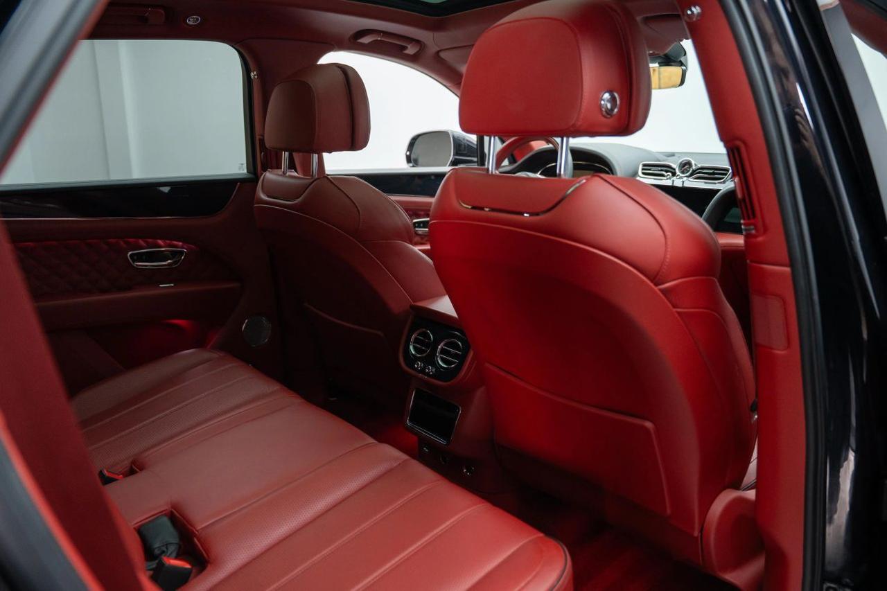 2021 Bentley Bentayga V8 Sport Utility 4D St. Louis MO