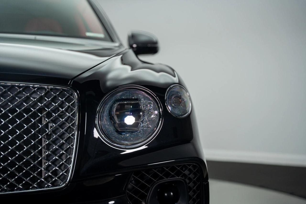 2021 Bentley Bentayga V8 Sport Utility 4D St. Louis MO