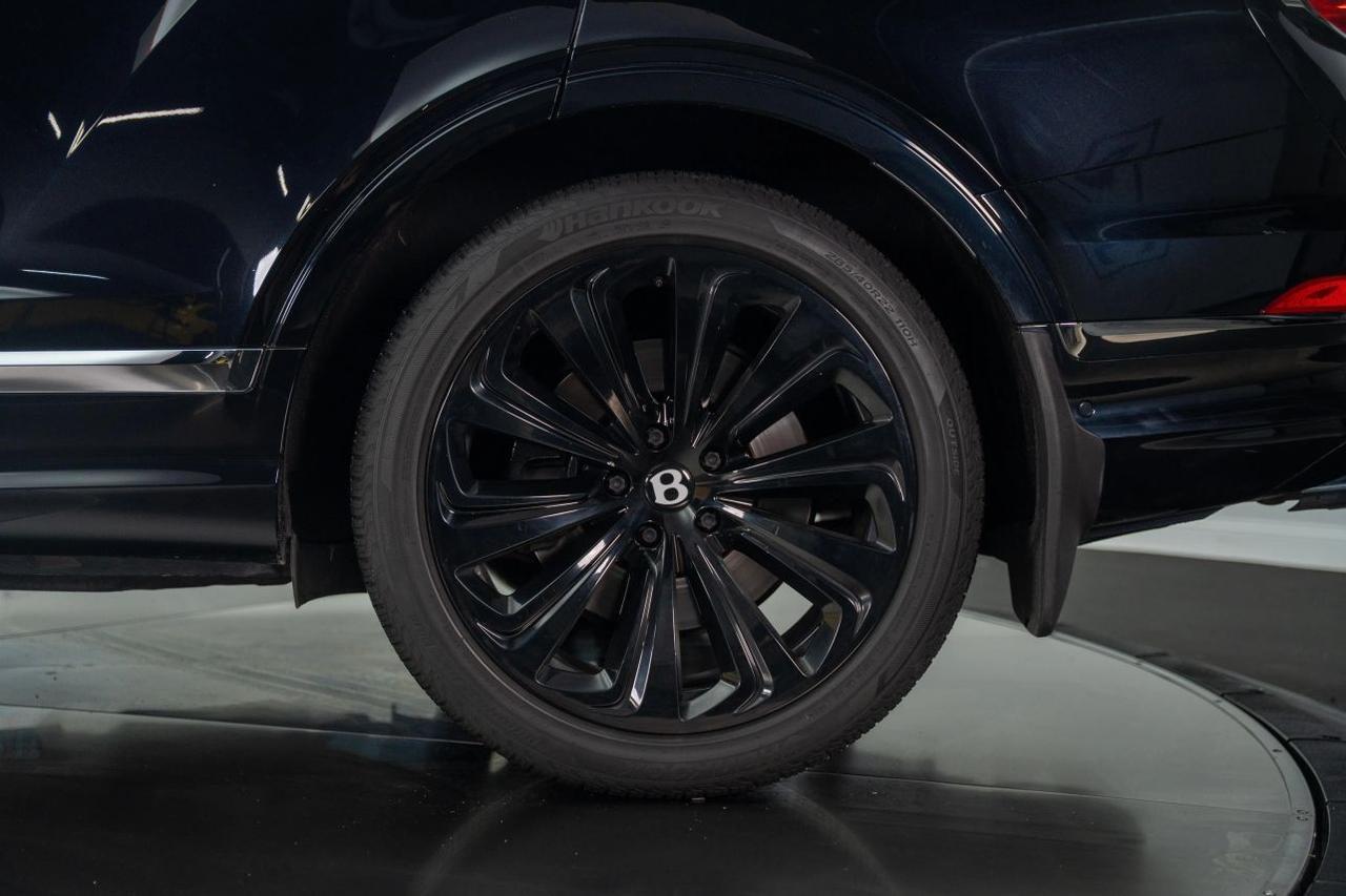 2021 Bentley Bentayga V8 Sport Utility 4D St. Louis MO