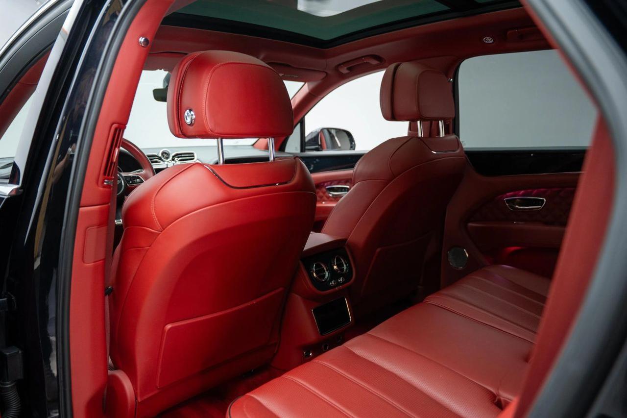 2021 Bentley Bentayga V8 Sport Utility 4D St. Louis MO