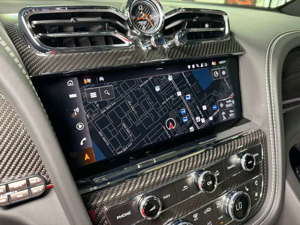 2021 Bentley Bentayga V8 pano roof, Naim audio, carbon trim, Blackline Specificaion, four passenger config AND MUCH MORE!! Fort Lauderdale FL