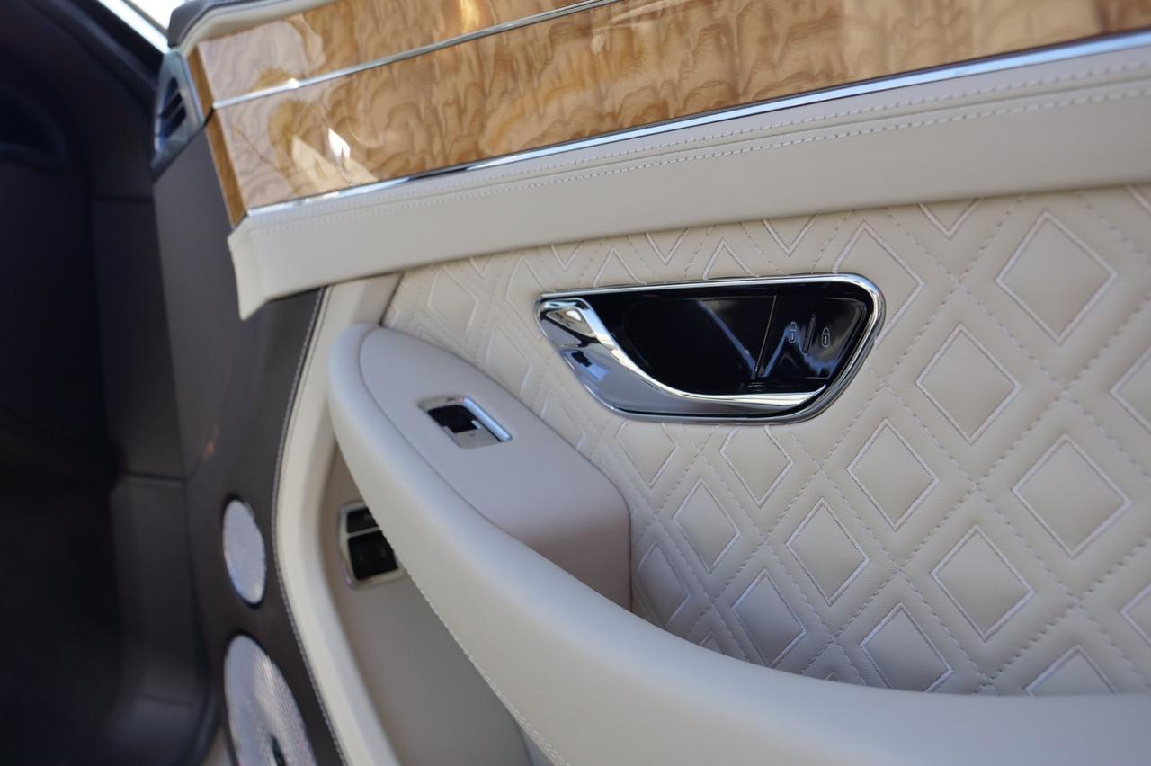 2021 Bentley Continental GT V8 Convertible / Mulliner Personal Paint / Naim Audio! Lincolnton NC