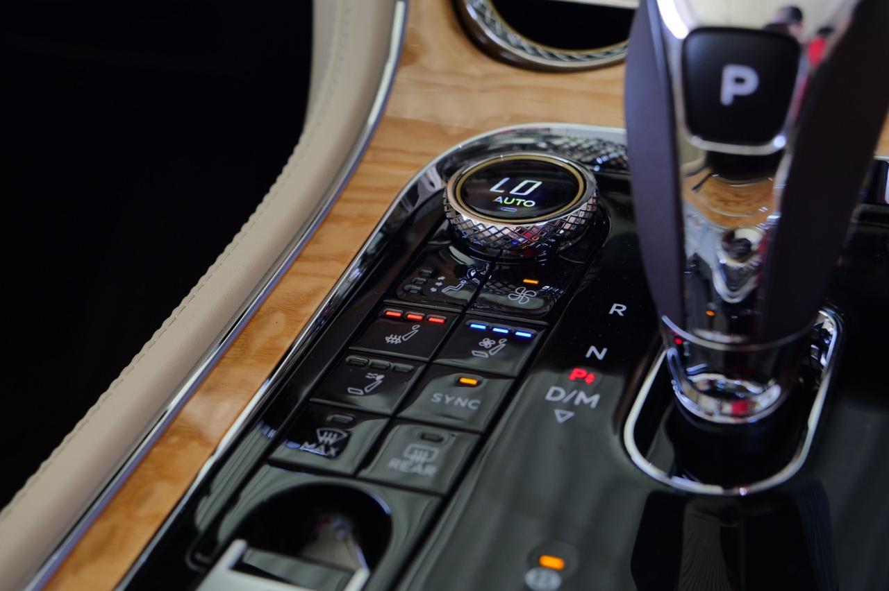 2021 Bentley Continental GT V8 Convertible / Mulliner Personal Paint / Naim Audio! Lincolnton NC