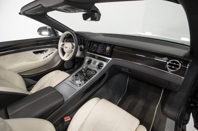 2021 Bentley Continental GTC V8 Convertible ($296,950 MSRP!) *$71,000 IN OPTIONS* *ROTATING DISPLAY* *LOADED* San Diego CA