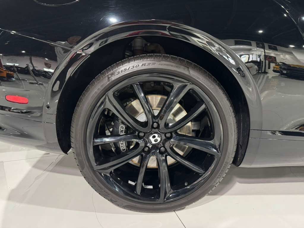 2021 Bentley Continental GTC V8 bespoke interior, Blackline Specification, Mulliner Driving Specification AND MUCH MORE!! Fort Lauderdale FL