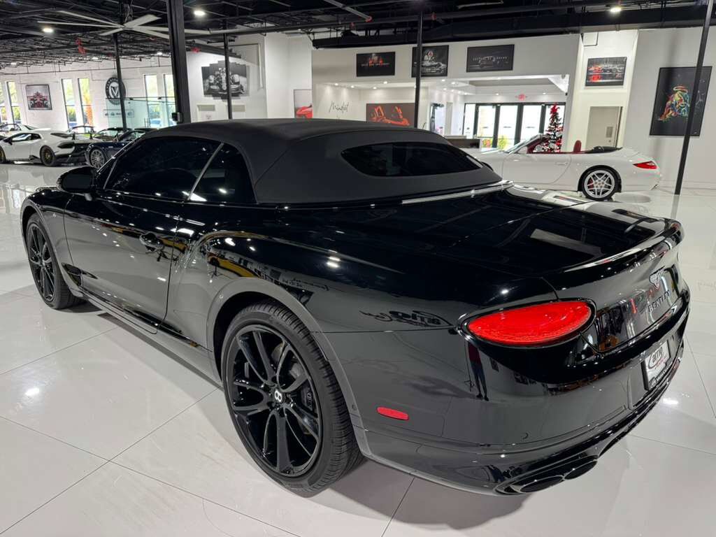 2021 Bentley Continental GTC V8 bespoke interior, Blackline Specification, Mulliner Driving Specification AND MUCH MORE!! Fort Lauderdale FL