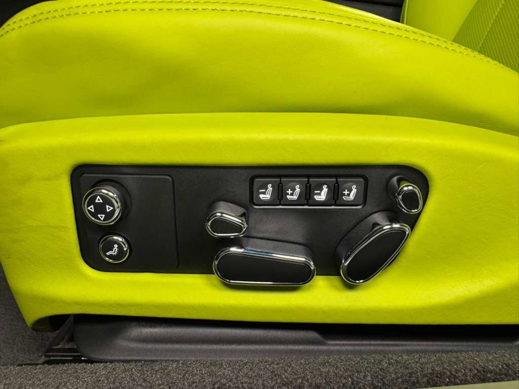 2021 Bentley Continental GTC V8 bespoke interior, Blackline Specification, Mulliner Driving Specification AND MUCH MORE!! Fort Lauderdale FL