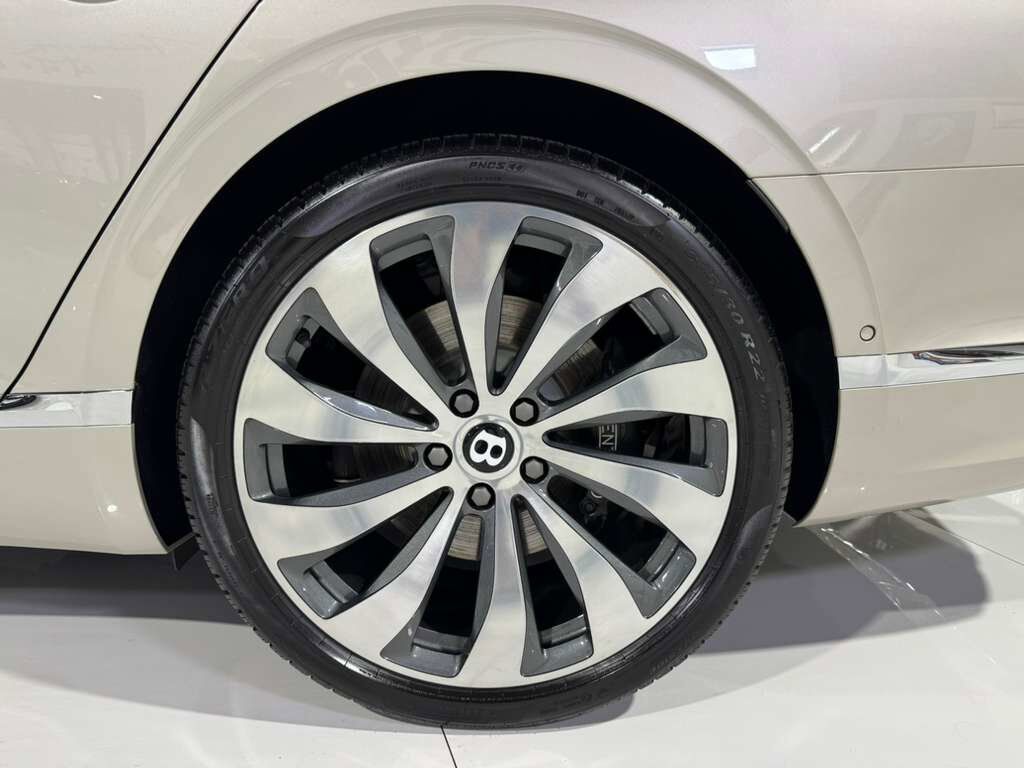 2021 Bentley Flying Spur V8 First Edition, Naim audio, rotating display, rear executive seating AND MUCH MORE!! Fort Lauderdale FL