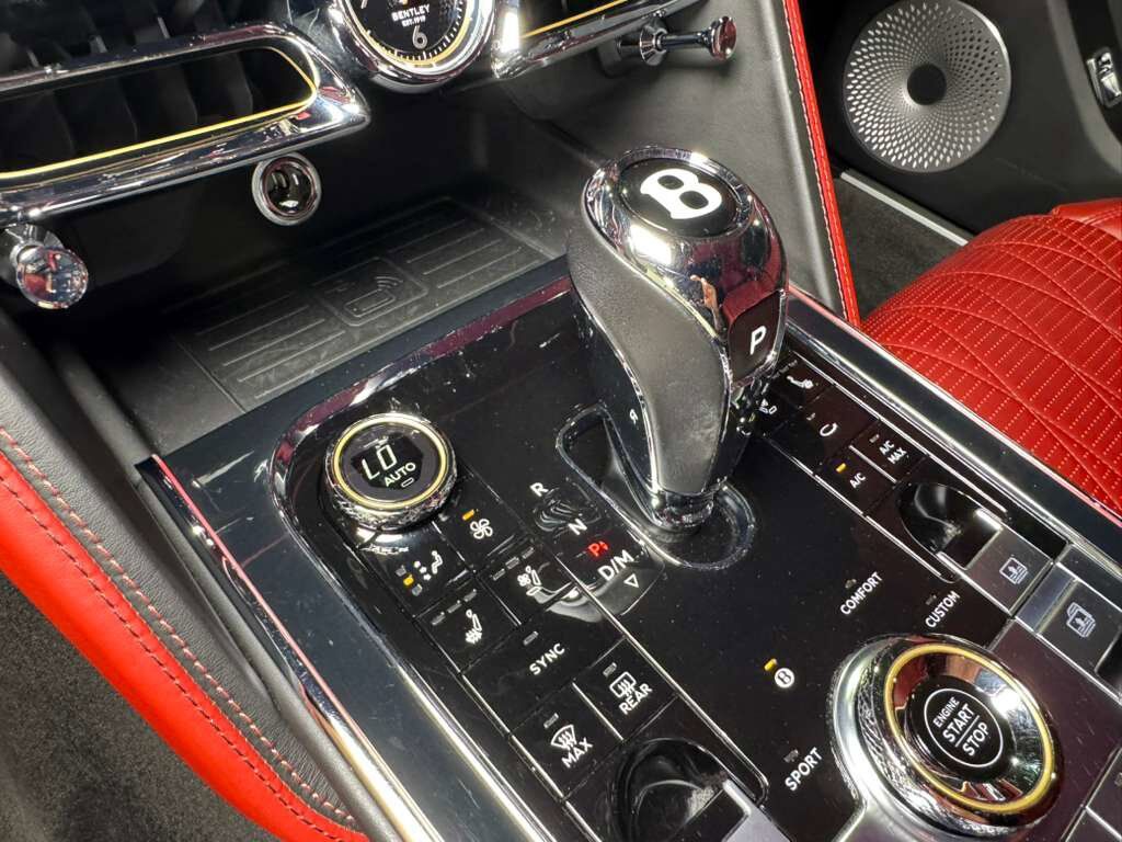 2021 Bentley Flying Spur V8 First Edition, rotating display, rear executive seating, Bang & Olufsen audio AND MUCH MORE!!! Fort Lauderdale FL