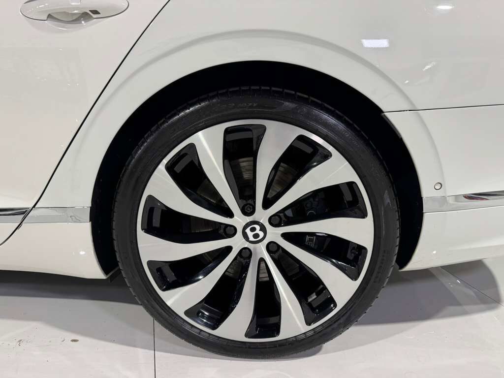 2021 Bentley Flying Spur V8 First Edition, rotating display, rear executive seating, Bang & Olufsen audio AND MUCH MORE!!! Fort Lauderdale FL