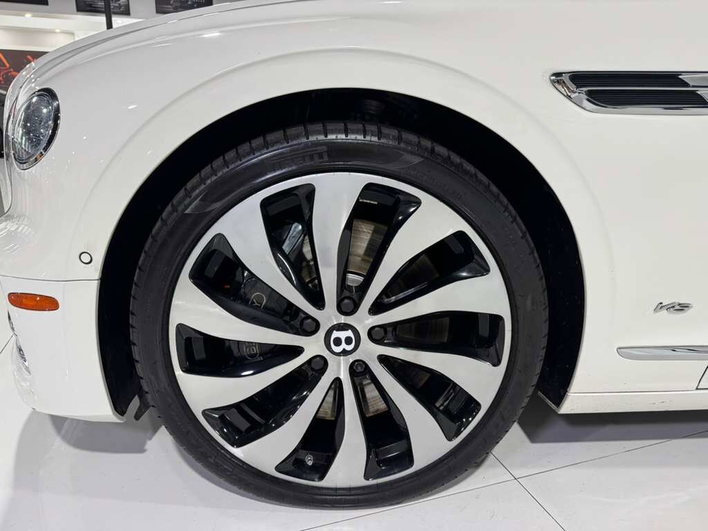 2021 Bentley Flying Spur V8 First Edition, rotating display, rear executive seating, Bang & Olufsen audio AND MUCH MORE!!! Fort Lauderdale FL