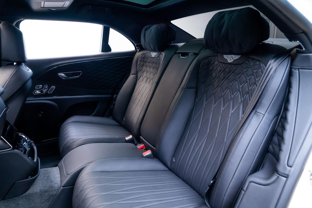 2021 Bentley Flying Spur V8 Vented Seats Panoramic Glass Tilt Portland OR