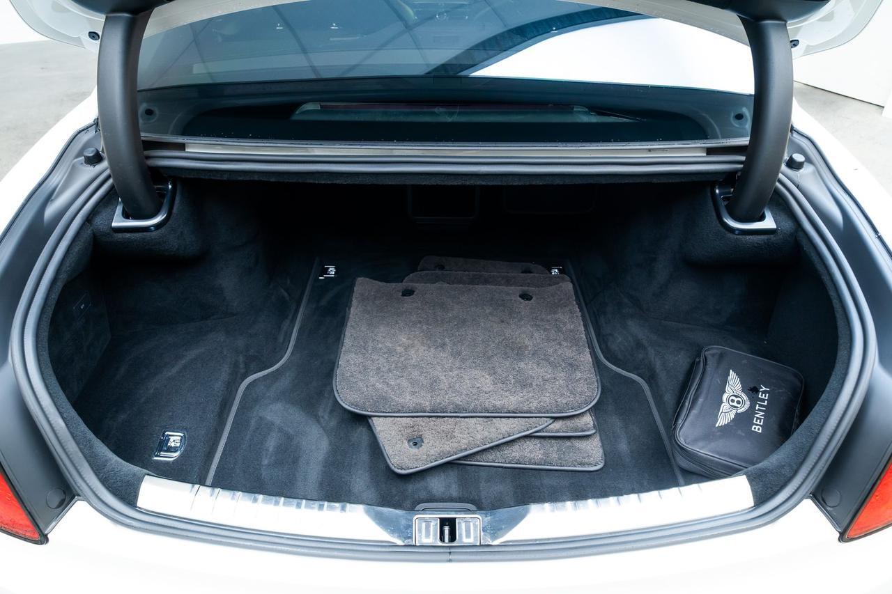 2021 Bentley Flying Spur V8 Vented Seats Panoramic Glass Tilt Portland OR