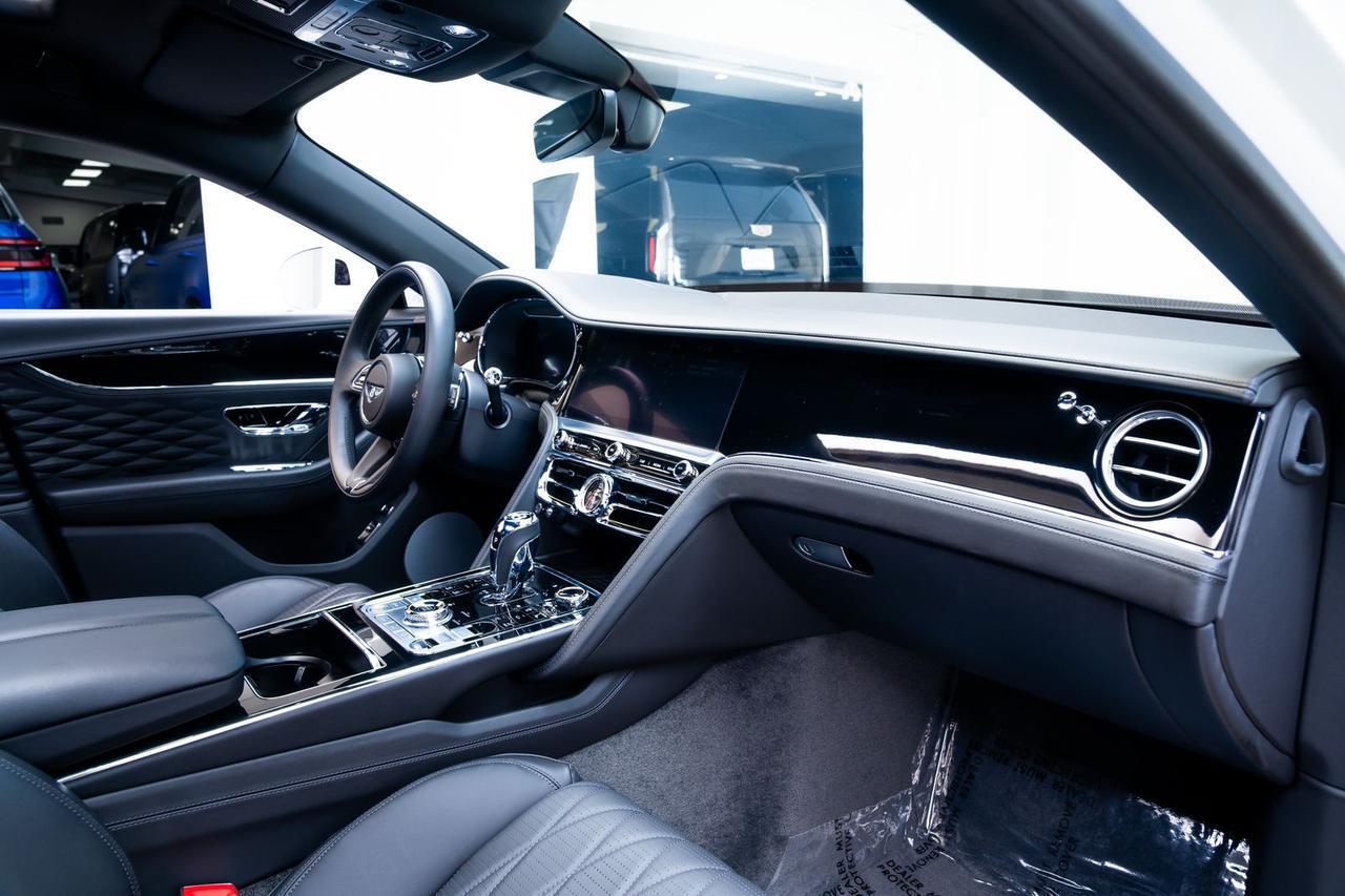 2021 Bentley Flying Spur V8 Vented Seats Panoramic Glass Tilt Portland OR