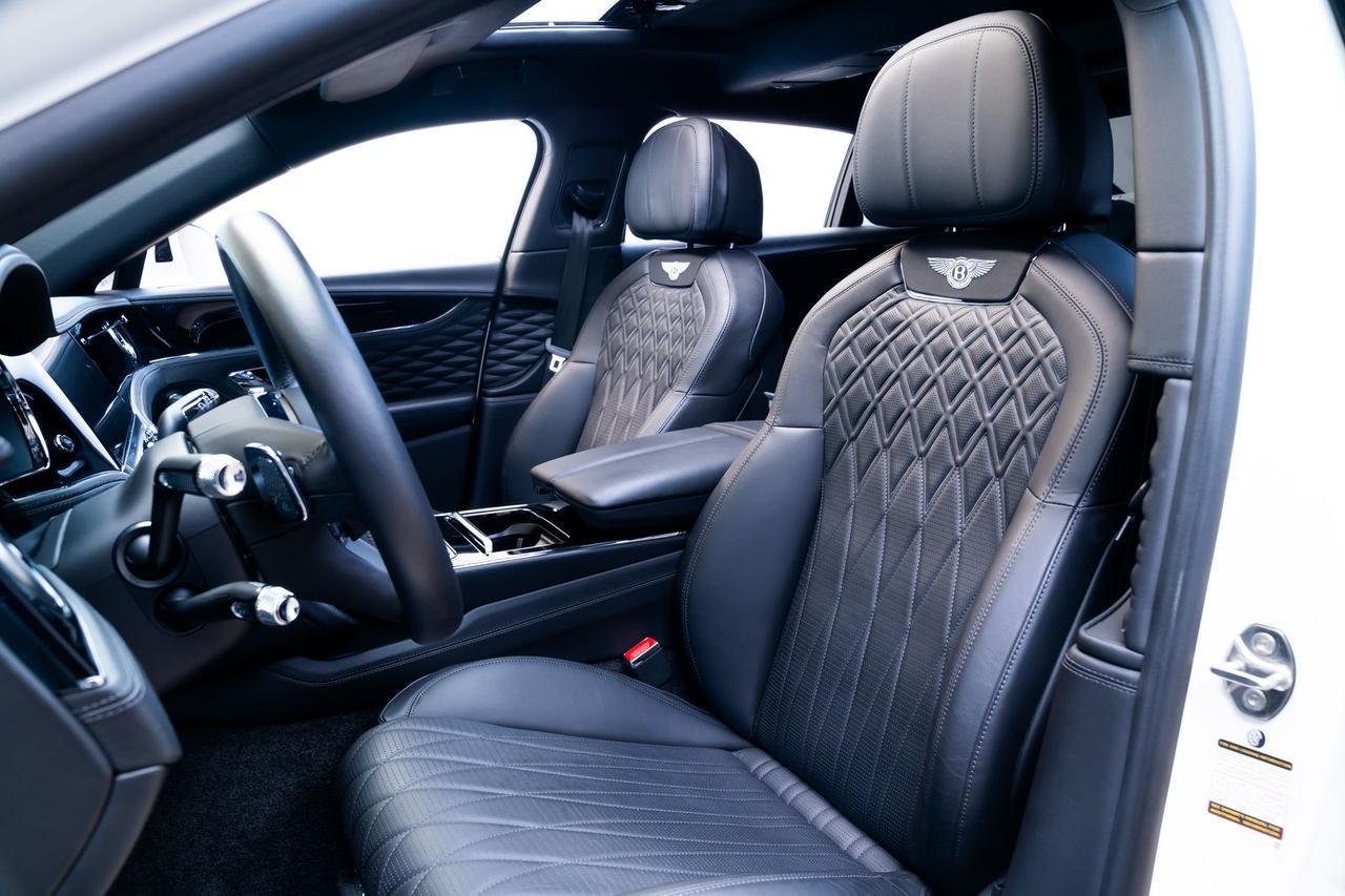2021 Bentley Flying Spur V8 Vented Seats Panoramic Glass Tilt Portland OR