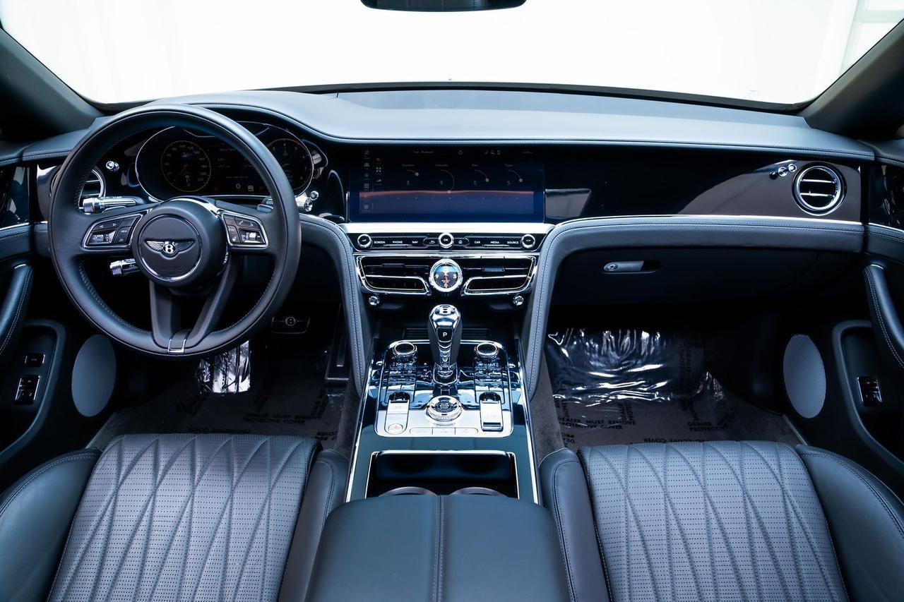 2021 Bentley Flying Spur V8 Vented Seats Panoramic Glass Tilt Portland OR