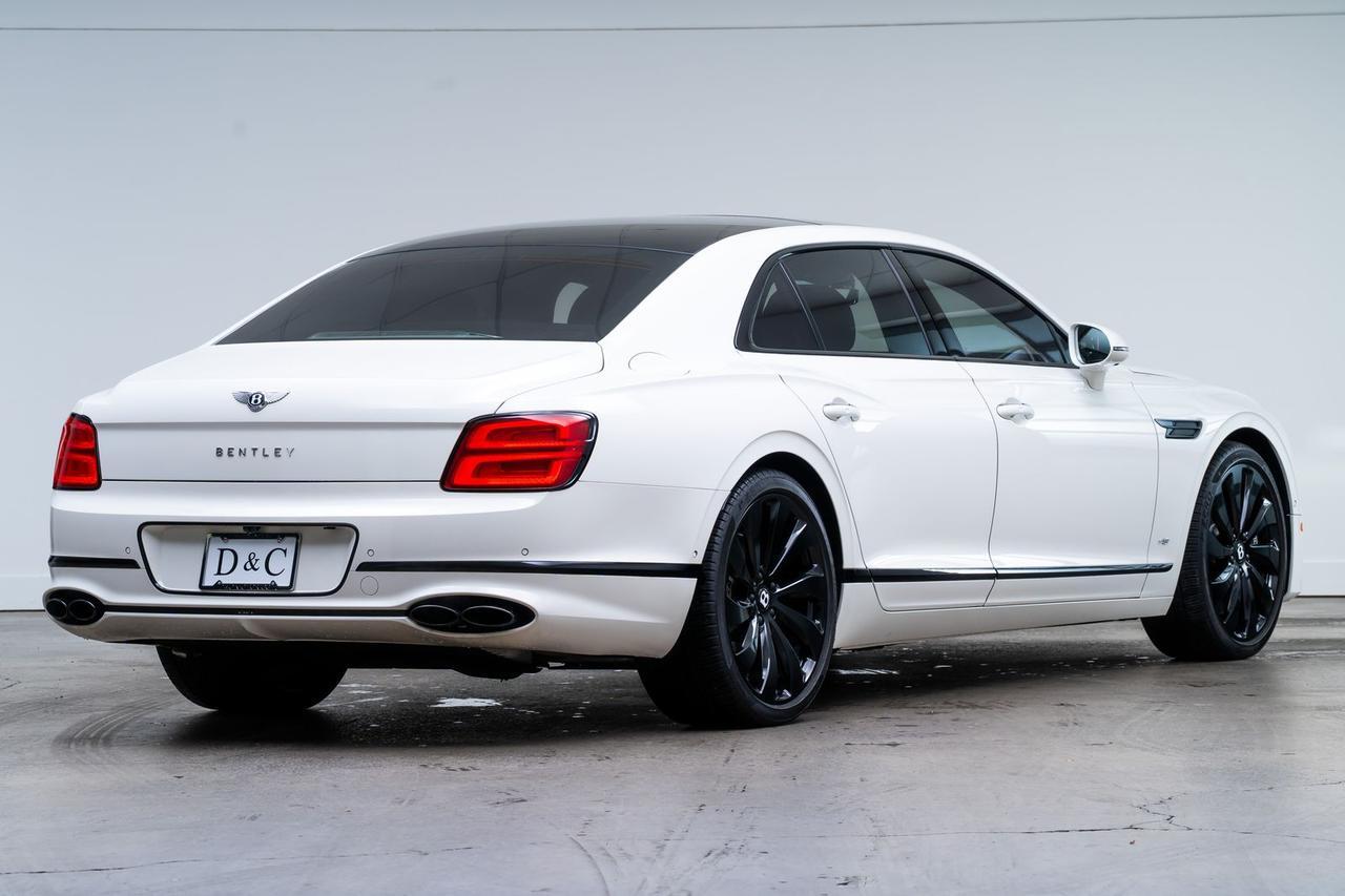 2021 Bentley Flying Spur V8 Vented Seats Panoramic Glass Tilt Portland OR