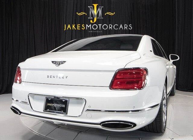 2021 Bentley Flying Spur W12 ($280,375 MSRP!) *FIRST EDITION SPECIFICATION* *REAR COOLBOX* *ROTATING DISPLAY* *LOADED* San Diego CA