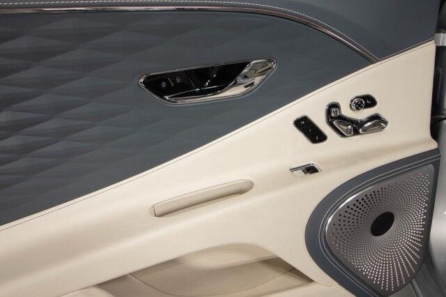 2021 Bentley Flying Spur W12 ($286,570 MSRP!!) *FIRST EDITION SPECIFICATION* *ROTATING DISPLAY* *BANG & OLUFSEN SOUND* *BLACKLINE SPEC* San Diego CA