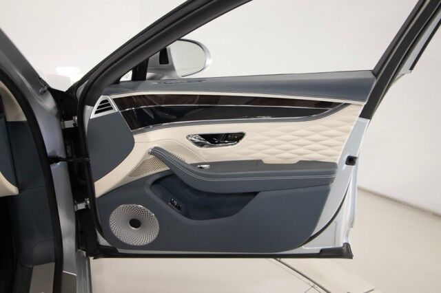 2021 Bentley Flying Spur W12 ($286,570 MSRP!!) *FIRST EDITION SPECIFICATION* *ROTATING DISPLAY* *BANG & OLUFSEN SOUND* *BLACKLINE SPEC* San Diego CA