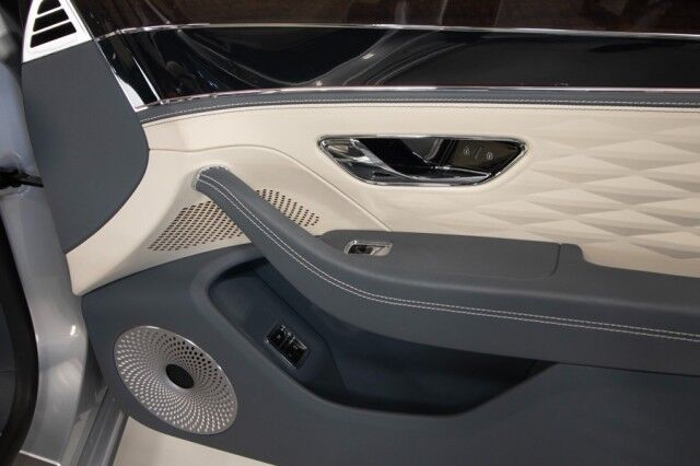 2021 Bentley Flying Spur W12 ($286,570 MSRP!!) *FIRST EDITION SPECIFICATION* *ROTATING DISPLAY* *BANG & OLUFSEN SOUND* *BLACKLINE SPEC* San Diego CA