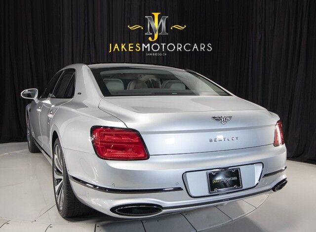 2021 Bentley Flying Spur W12 ($286,570 MSRP!!) *FIRST EDITION SPECIFICATION* *ROTATING DISPLAY* *BANG & OLUFSEN SOUND* *BLACKLINE SPEC* San Diego CA