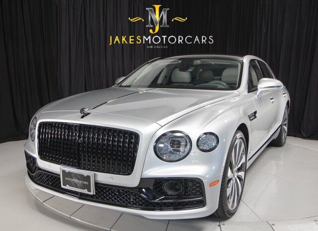 2021 Bentley Flying Spur W12 ($286,570 MSRP!!) *FIRST EDITION SPECIFICATION* *ROTATING DISPLAY* *BANG & OLUFSEN SOUND* *BLACKLINE SPEC* San Diego CA