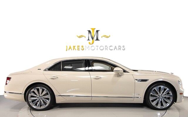 2021 Bentley Flying Spur W12 ($290,740 MSRP!!) *FIRST EDITION SPECIFICATION* *1-OWNER* *SPECIAL ORDER COLOR* San Diego CA
