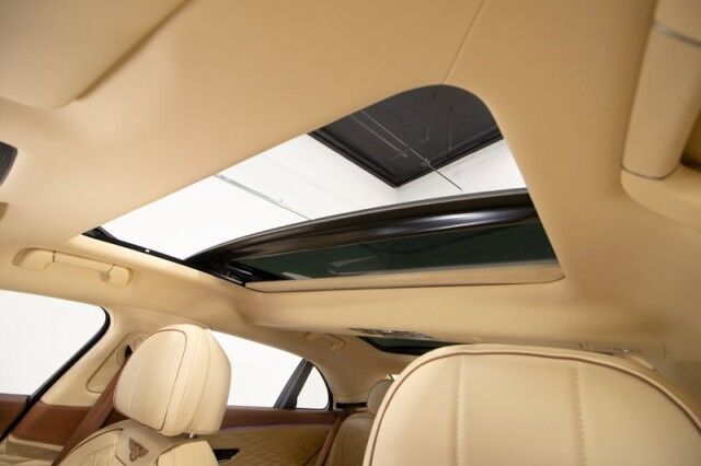2021 Bentley Flying Spur W12 ($290,740 MSRP!!) *FIRST EDITION SPECIFICATION* *1-OWNER* *SPECIAL ORDER COLOR* San Diego CA
