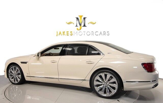 2021 Bentley Flying Spur W12 ($290,740 MSRP!!) *FIRST EDITION SPECIFICATION* *1-OWNER* *SPECIAL ORDER COLOR* San Diego CA