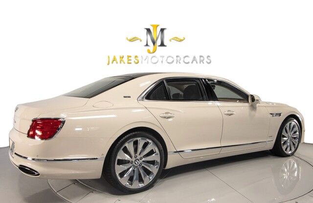 2021 Bentley Flying Spur W12 ($290,740 MSRP!!) *FIRST EDITION SPECIFICATION* *1-OWNER* *SPECIAL ORDER COLOR* San Diego CA