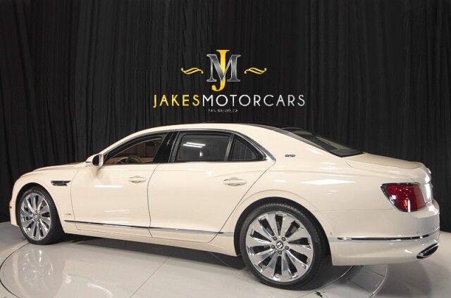 2021 Bentley Flying Spur W12 ($290,740 MSRP!!) *FIRST EDITION SPECIFICATION* *1-OWNER* *SPECIAL ORDER COLOR* San Diego CA