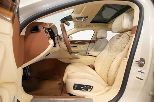 2021 Bentley Flying Spur W12 ($290,740 MSRP!!) *FIRST EDITION SPECIFICATION* *1-OWNER* *SPECIAL ORDER COLOR* San Diego CA