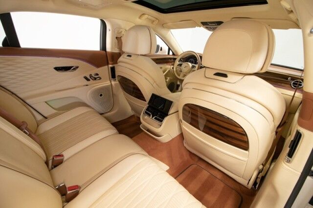 2021 Bentley Flying Spur W12 ($290,740 MSRP!!) *FIRST EDITION SPECIFICATION* *1-OWNER* *SPECIAL ORDER COLOR* San Diego CA
