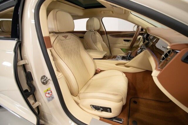 2021 Bentley Flying Spur W12 ($290,740 MSRP!!) *FIRST EDITION SPECIFICATION* *1-OWNER* *SPECIAL ORDER COLOR* San Diego CA