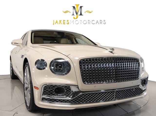 2021 Bentley Flying Spur W12 ($290,740 MSRP!!) *FIRST EDITION SPECIFICATION* *1-OWNER* *SPECIAL ORDER COLOR* San Diego CA