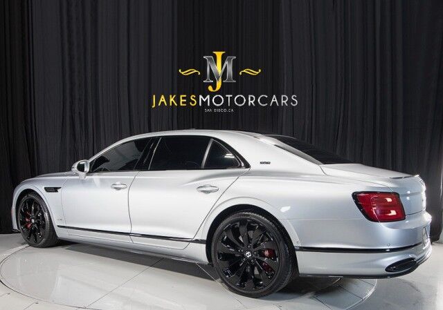 2021 Bentley Flying Spur W12 ($301,550 MSRP!!) *FIRST EDITION SPECIFICATION* *1-OWNER* *9800 MILES* *BENTLEY CARBON FIBER BODYKIT* *$82,000 IN OPTIONS* San Diego CA